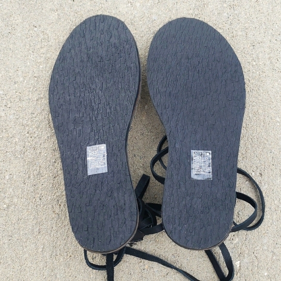 Free People La Jolla wrap lace-up sandals - Picture 9 of 10